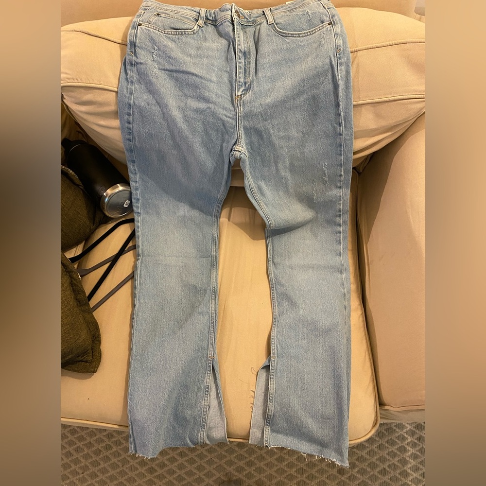 Zara Slim Flare Jeans with Slit - NWT - US 12